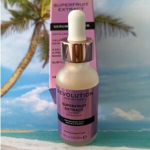 Revolution Skincare London Superfruit Extract Antioxidant Rich Serum & Primer